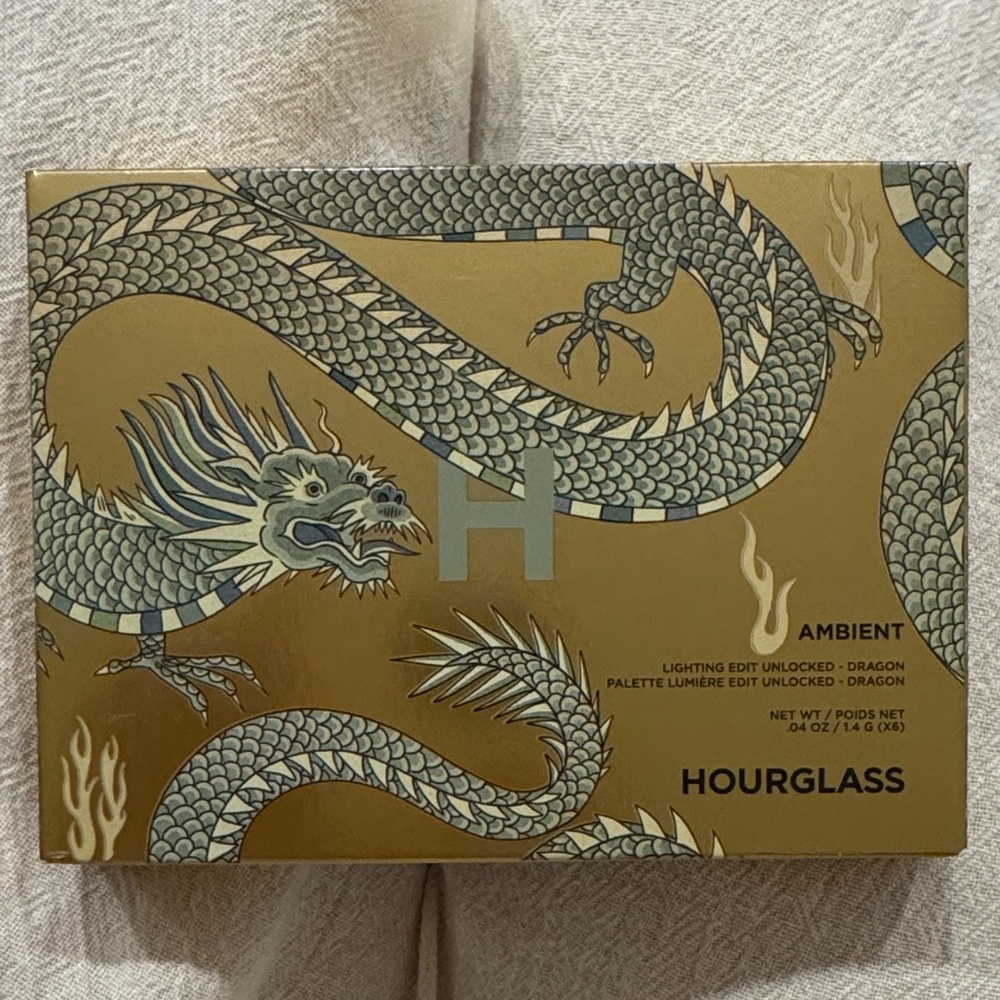 Hourglass Ambient Lighting Palette with Dragon Design